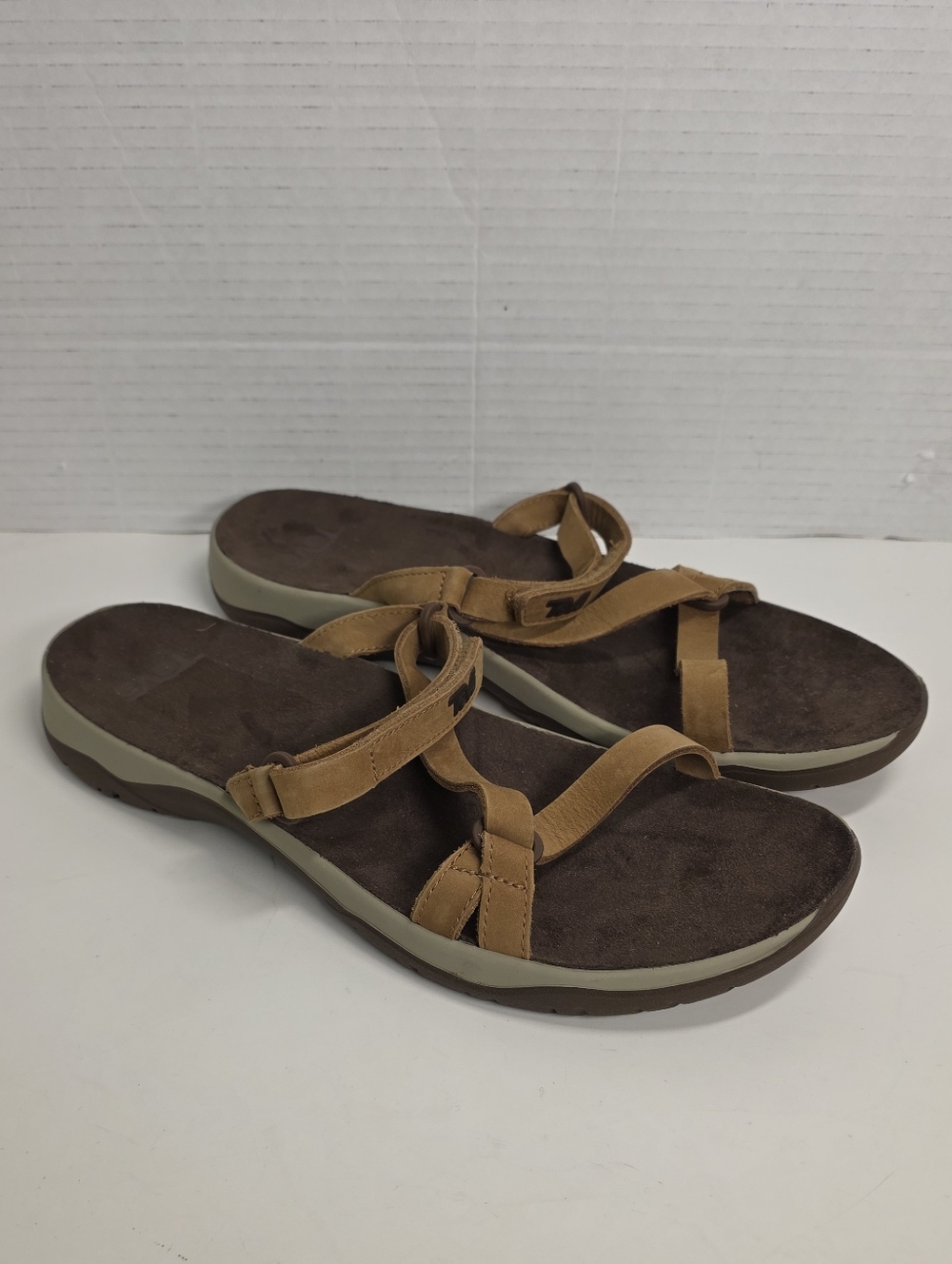 Teva Elzada Brown Leather Strap Sandals Size 10.5